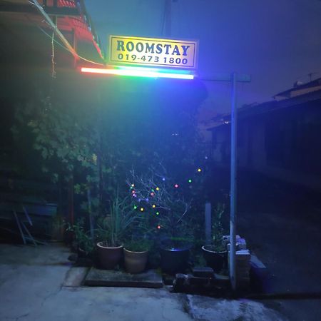 Singgahan Keluarga Jitu Jitra Kültér fotó