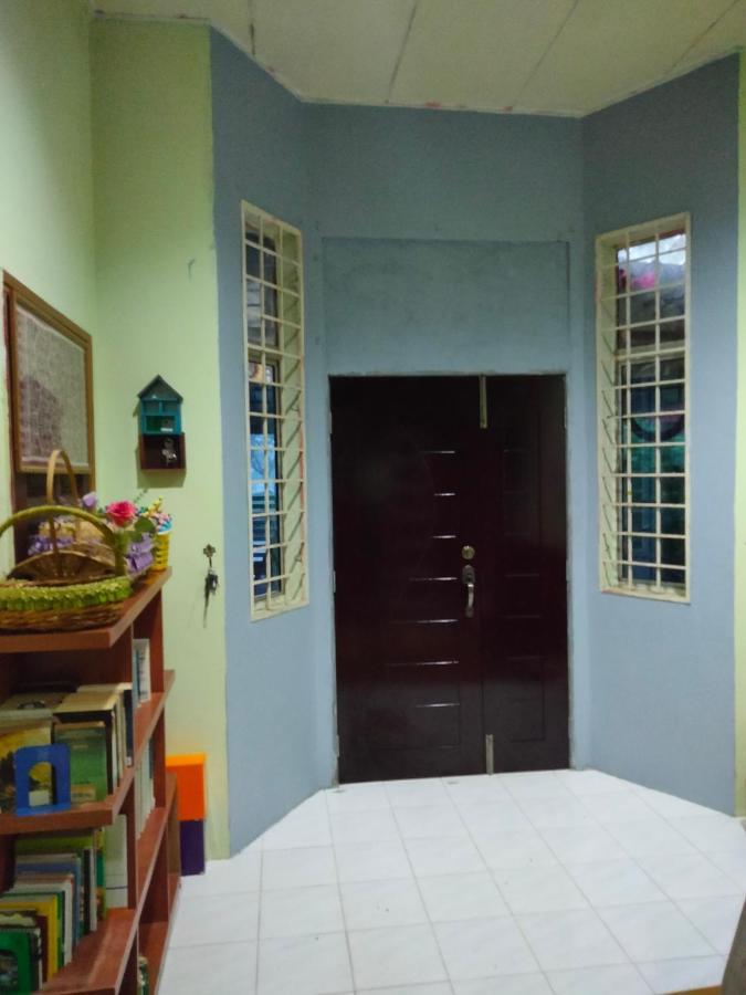 Singgahan Keluarga Jitu Jitra Kültér fotó