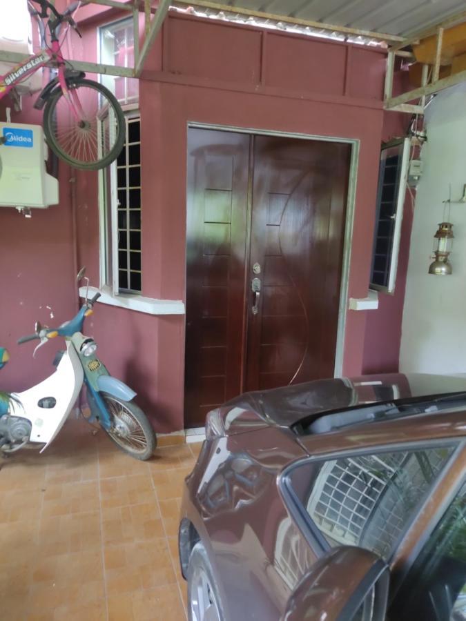 Singgahan Keluarga Jitu Jitra Kültér fotó