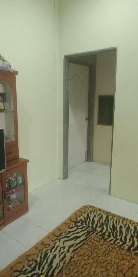 Singgahan Keluarga Jitu Jitra Kültér fotó