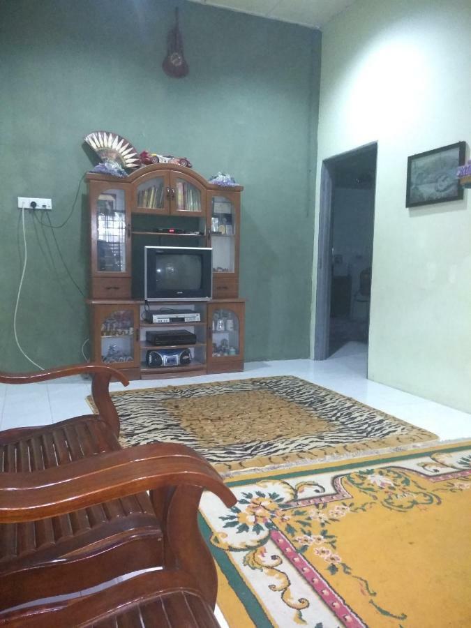 Singgahan Keluarga Jitu Jitra Kültér fotó